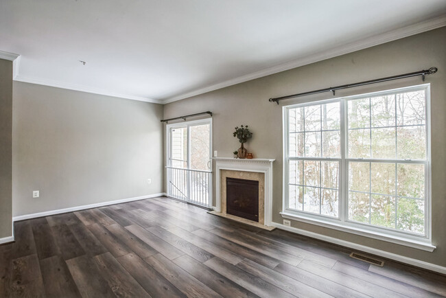 Foto del edificio - Beautiful 3-Level Townhome in Brandywine! ...