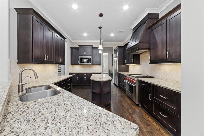 Foto del edificio - 890 Rosastone Trail