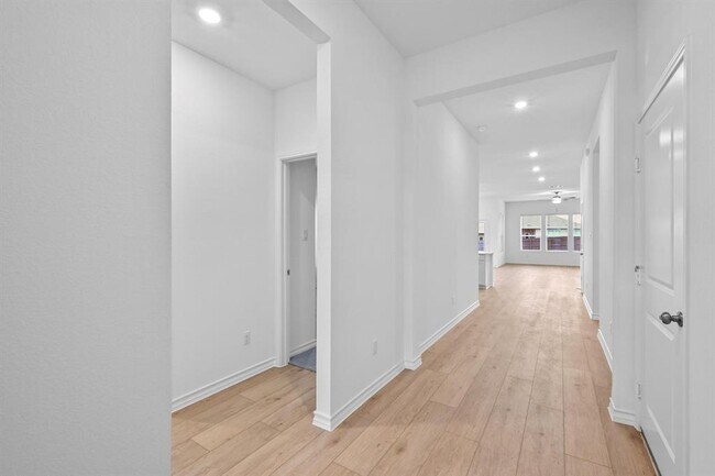 Foto del edificio - 1617 Dove Rnch Rd