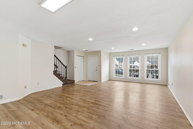 Foto del edificio - 280 Fairfield Pl