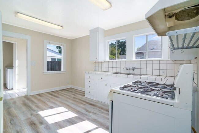 Foto del edificio - 227 Beach Rd