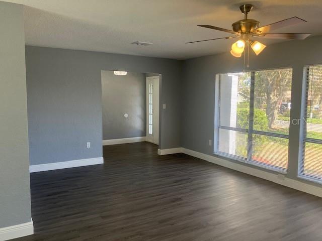Building Photo - 5241 Magnolia Tr