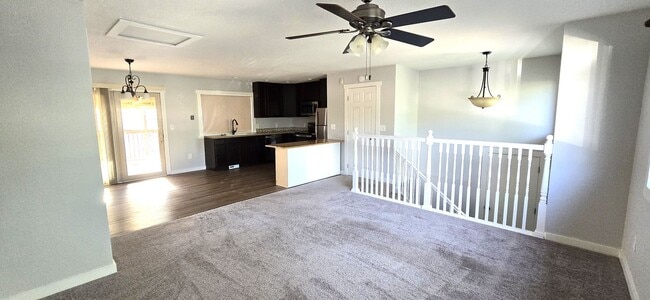 Building Photo - 2 Bedroom 1.5 Bathroom 1 Car Garage For Rent
