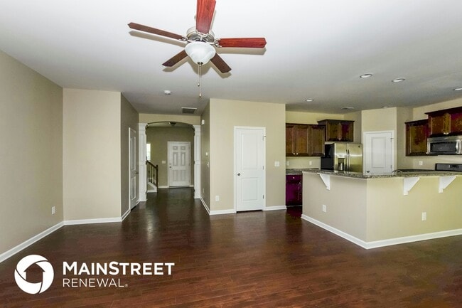 Building Photo - 309 Augustus Lane