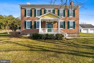 Building Photo - 15615 Falls Rd