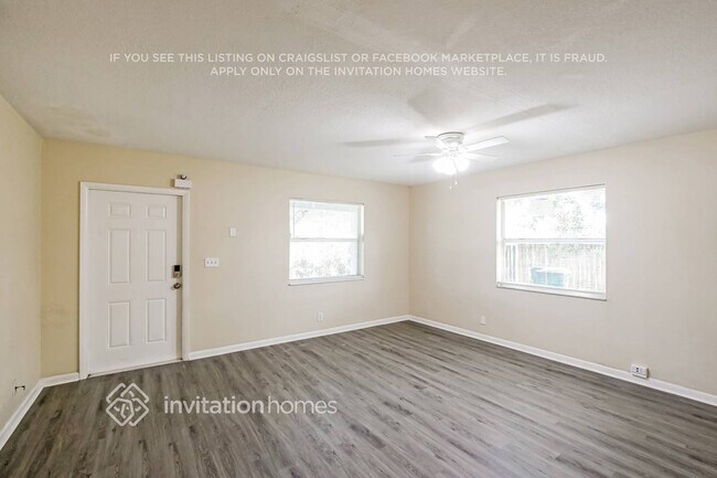 Foto del edificio - 7645 NW 32nd Pl