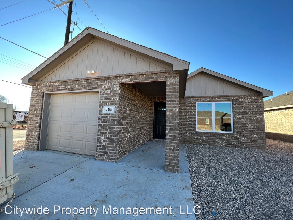 Foto principal - 3 br, 2 bath House - 2411 N Ave N