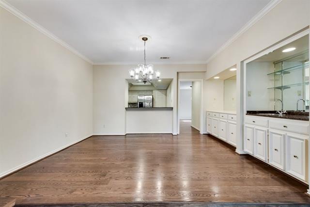 Foto del edificio - 4150 Woodcreek Dr