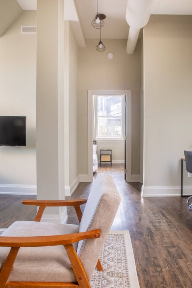 Building Photo - 225 E Michigan St