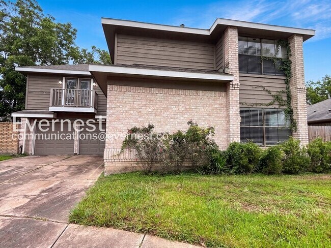 Foto del edificio - 7842 Royan Dr