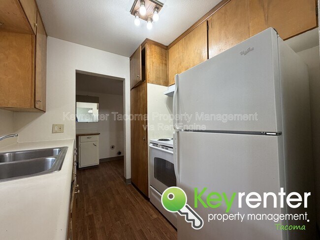 Foto del edificio - 5720 62nd St W