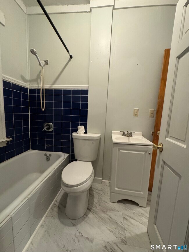 Foto del edificio - 15 Dayton St