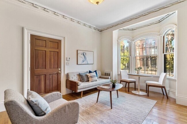Building Photo - 589 Tremont St