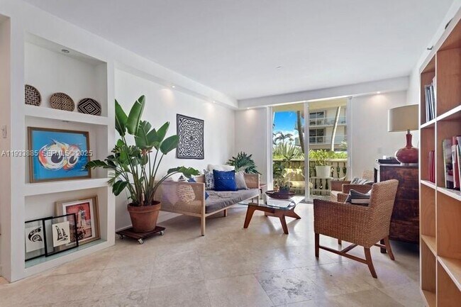 Building Photo - 8888 Collins Ave