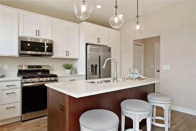 Building Photo - 7149 181st St W