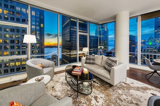 Building Photo - 5th and Madison Condominiums ~ Downtown Seattle