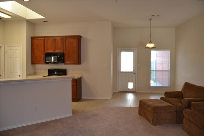 1802 Poinsettia Blvd, Denton, TX 76208 - Condo for Rent in Denton, TX ...