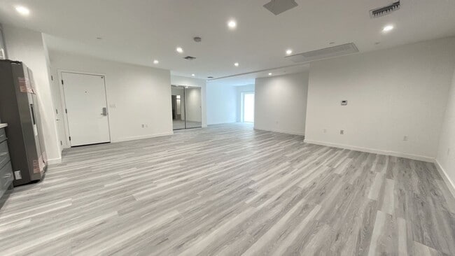 Interior Photo - The Jordan Heights
