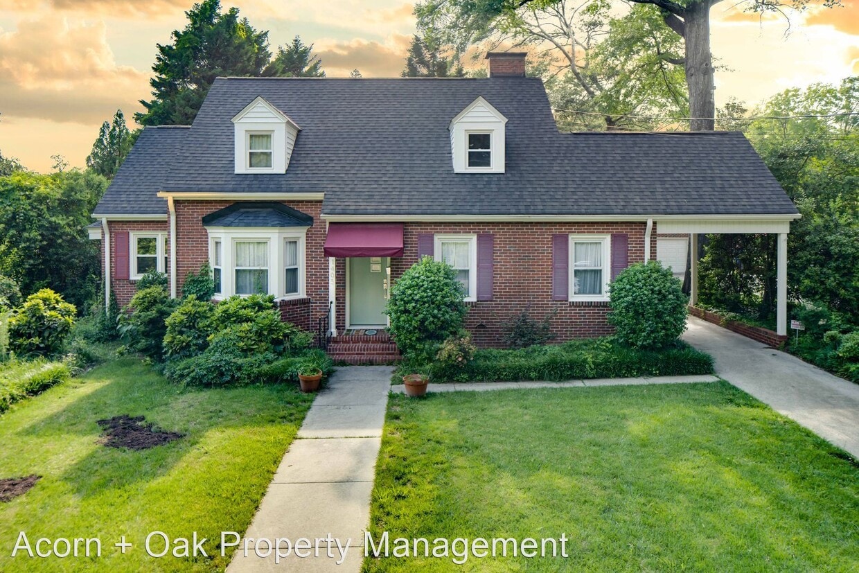 Primary Photo - 3 br, 2 bath House - 1405 N. Gregson St.