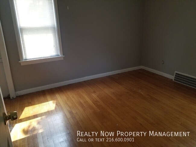 Foto del edificio - 2611 Brookdale Ave