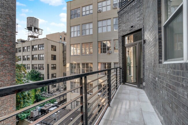 Building Photo - 120 S 4th St