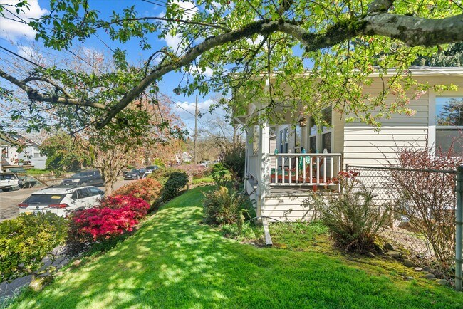 Foto del edificio - 840 N Farragut St