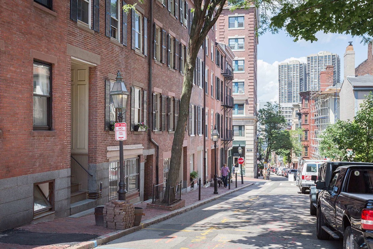 24 Joy St, Boston, MA 02114 Apartments in Boston, MA