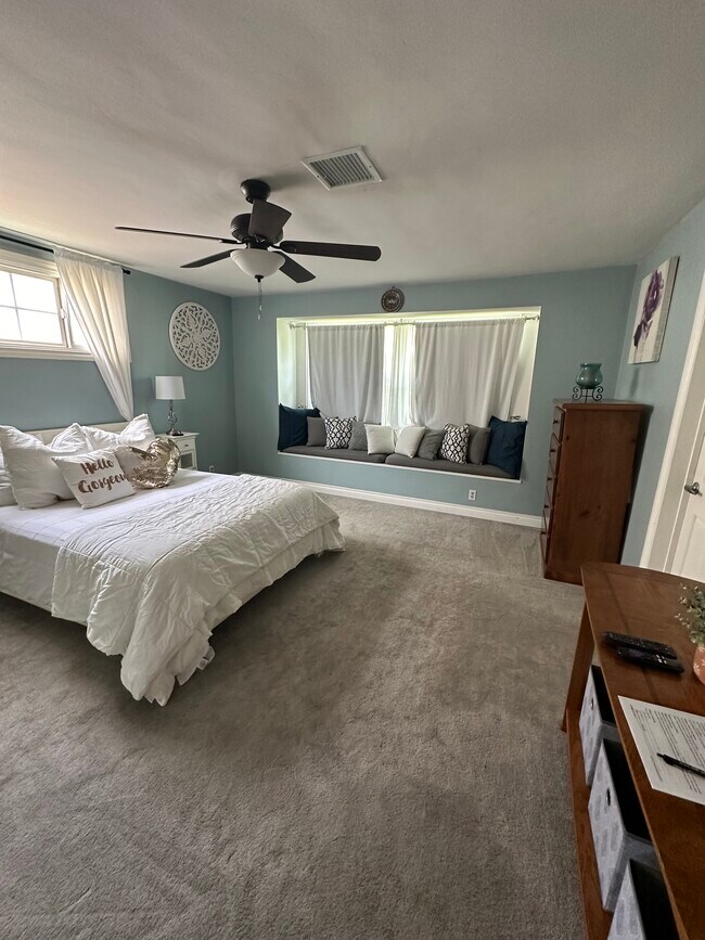 20748 Lull St, CA 91306 House Rental in CA