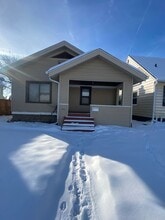 Building Photo - 124 N Thornwood Ave