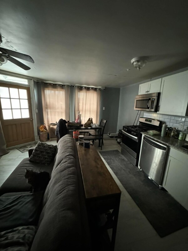 Foto del edificio - 531 W King St