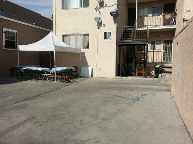 Foto del edificio - 2156 City View Ave