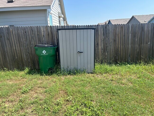 Foto del edificio - 5831 Coahulia Rdg