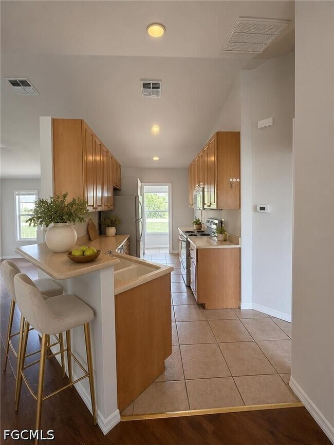 Foto del edificio - 5315 Belrose St