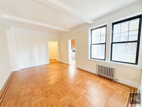Building Photo - EAST 92 STREET