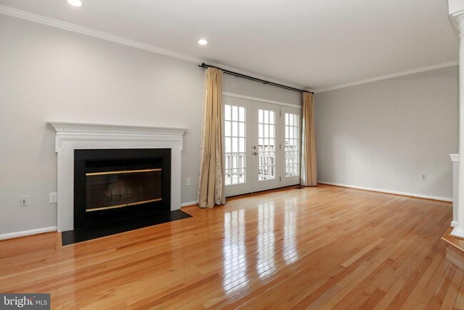 Foto del edificio - 3860 Inverness Rd