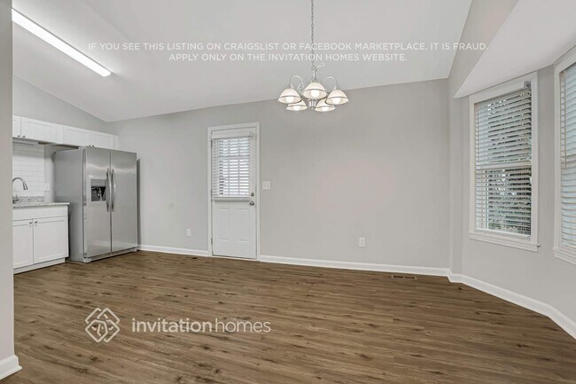 Foto del edificio - 499 Villa Rosa Rd