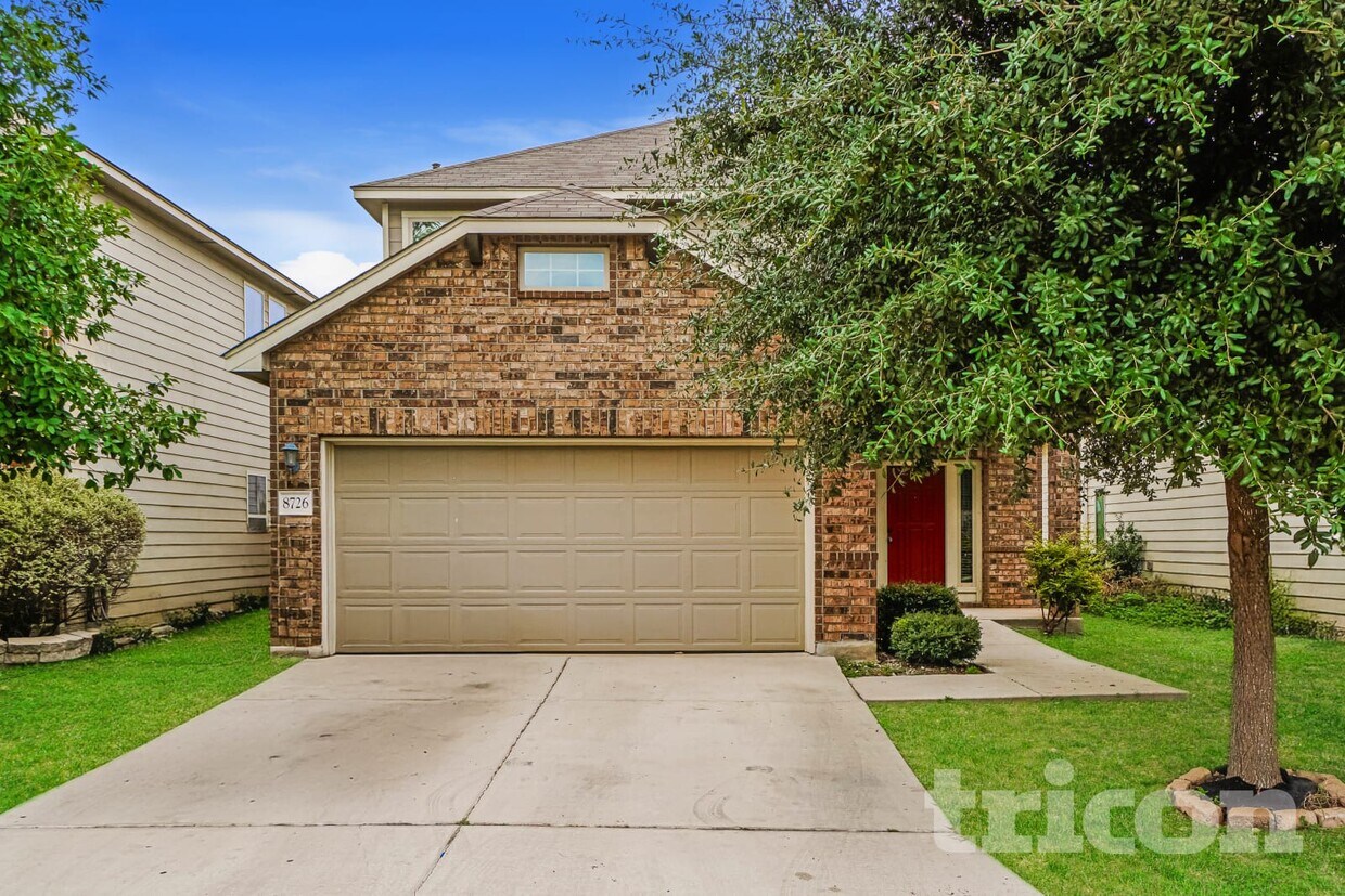 Foto principal - 8726 Atwater Creek