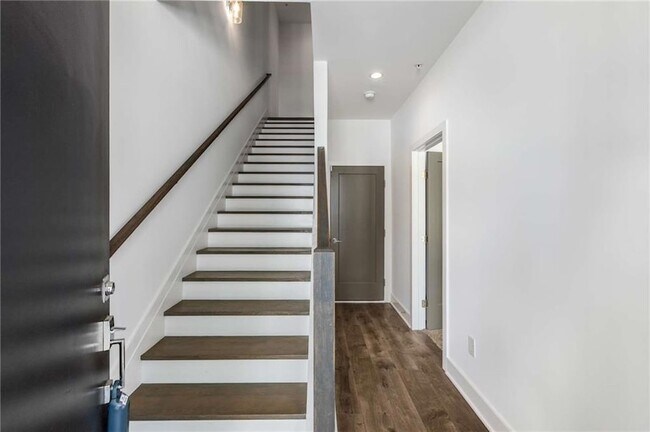 Foto del edificio - 1225 Chelsea Cir NW