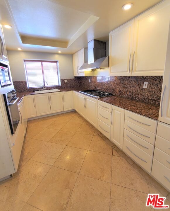 Foto principal - 4365 McLaughlin Ave