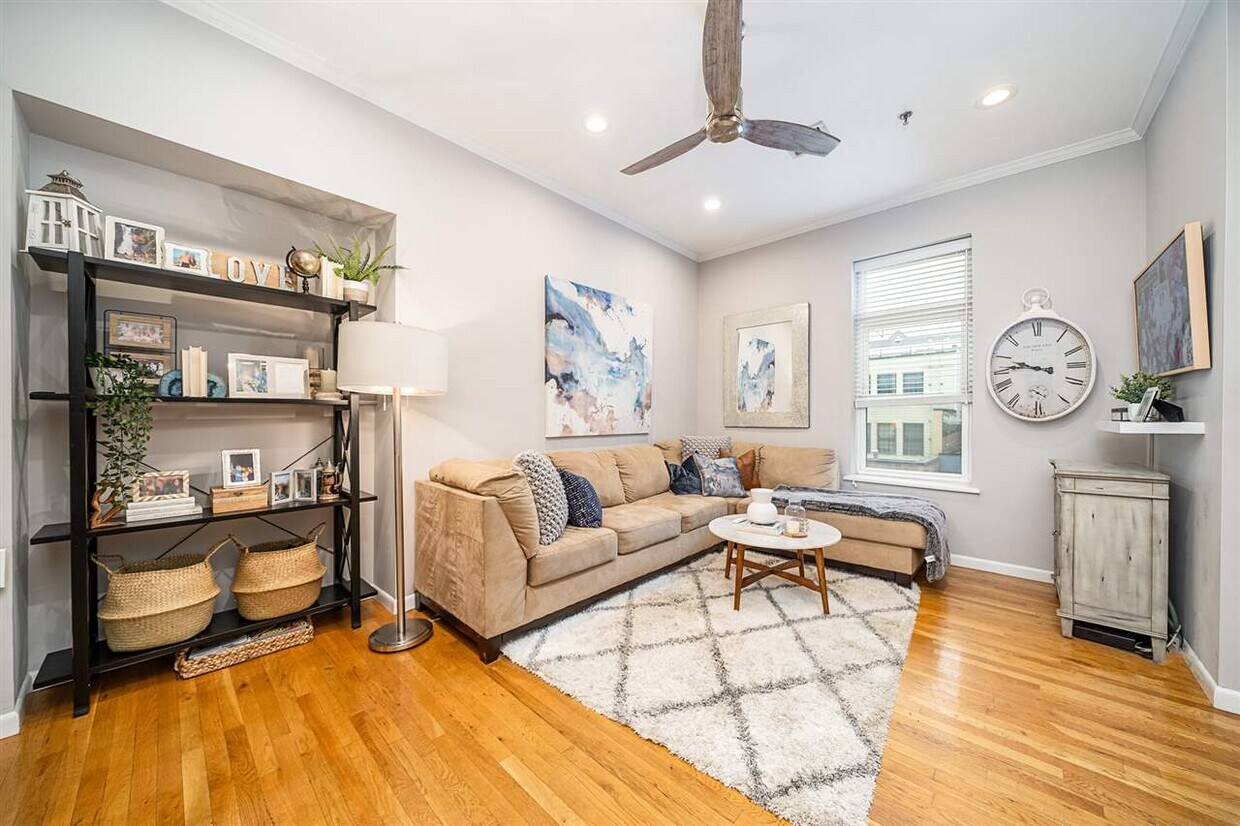 Foto principal - 1110 Clinton St