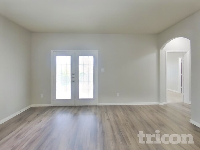 Foto del edificio - 417 Sapphire Ln