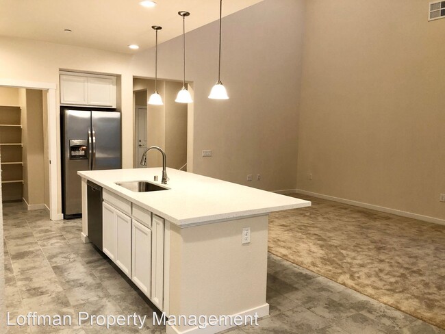 Building Photo - 3 br, 2.5 bath House - 4336 Borderlands Drive