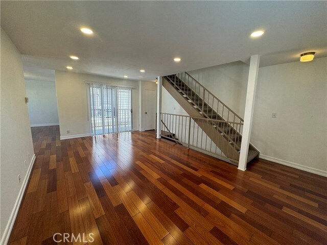 Foto del edificio - 302 W Loraine St