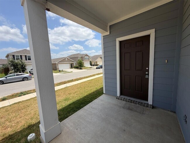 Building Photo - 120 Aoudad Rd