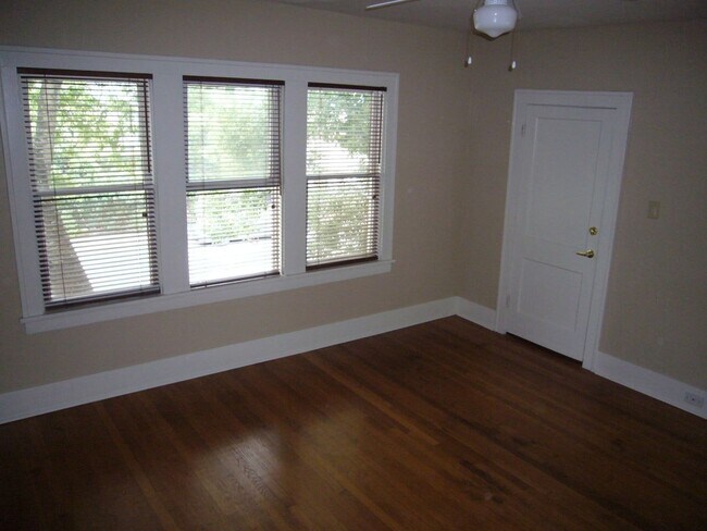 Foto del edificio - 1118 Autrey Street, Unit 4