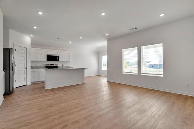 Foto del edificio - Brand-New 3 Bedroom Home in Prairie Grove! Move-in Ready!