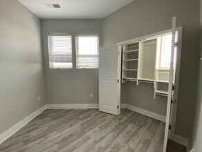 Interior Photo - ONE501