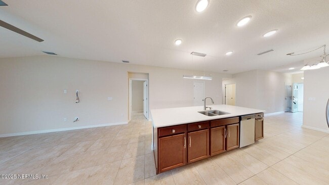 Building Photo - 141 Vicksburg Dr