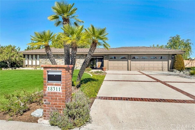 Primary Photo - 18311 Francisco Dr