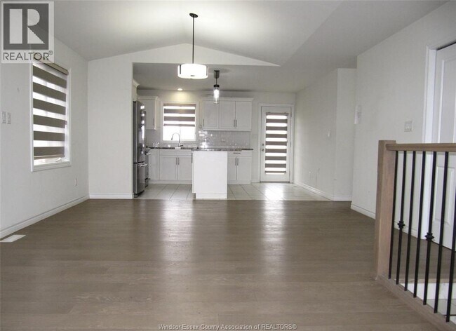 Building Photo - 386 Hemlock Ln